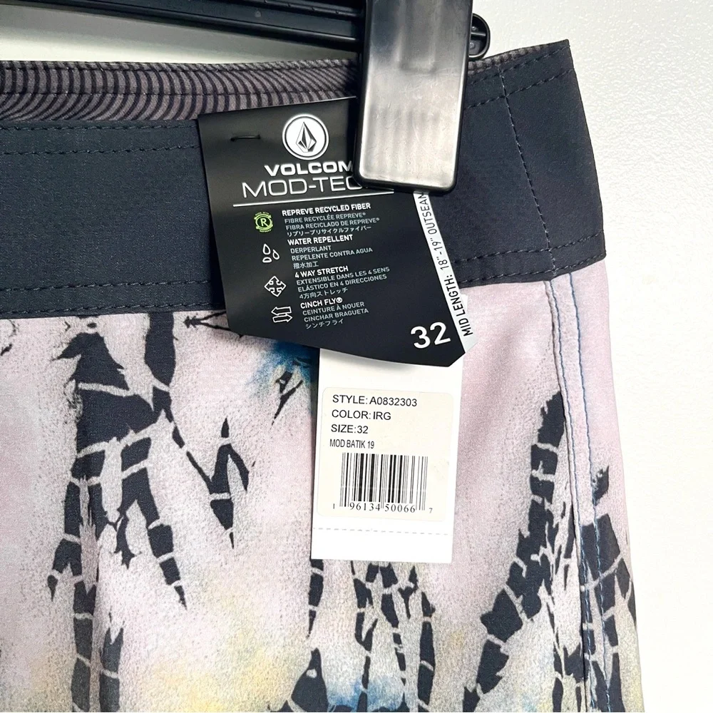 Volcom Mod Tech Batik Swim/Board Shorts 32